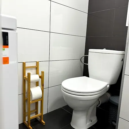 Апартаменты Dulovo Square Apartment, Close To City Center Братислава