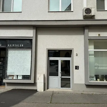 Dulovo Square Apartment, Close To City Center Appartement Bratislava